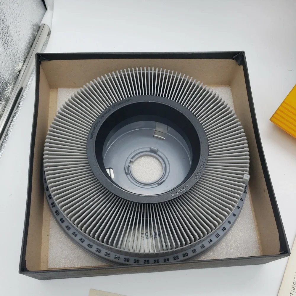 Kodak Carousel Transvue 140 Slide Tray New Great Condition View‎ Photos